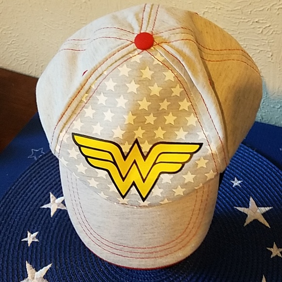 Wonder  Woman Accessories - HEY! WONDERWOMAN! HERE'S  Your HAT!  NWT
